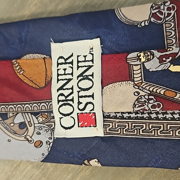 Cornerstone Vintage Football Tie. - Picture 5 of 8
